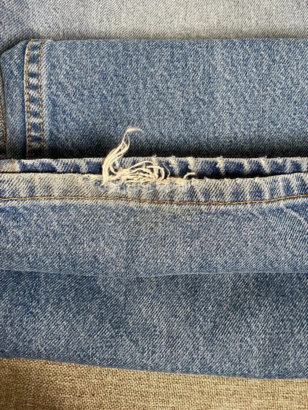 Vintage Levi's 517 Bootcut Denim Jeans Men's 36 x 32 Mid Rise Blue Distressed - Picture 14 of 15